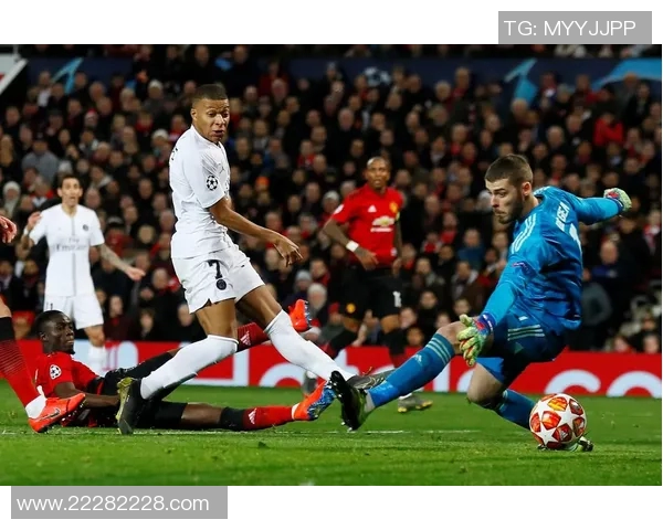 巴黎圣日耳曼战平曼联,欧冠小组赛悬念未决情势瞬息万变 巴黎圣日耳曼战平曼联,欧冠小组赛悬念未决情势瞬息万变