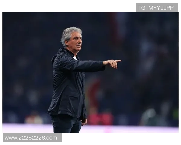 多特主帅呼吁球队保持冷静，应对比赛压力