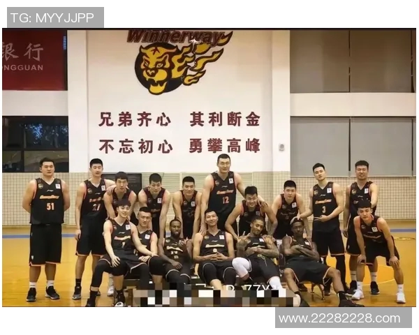 广东华南虎新援火线加盟,实力大增,球迷期待他的表现 广东华南虎新援火线加盟,实力大增,球迷期待他的表现