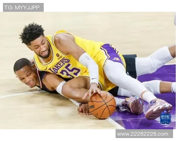 快船队客场战胜湖人,重夺城市霸权 快船队客场战胜湖人,重夺城市霸权