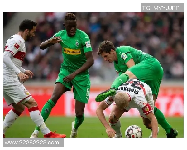 斯图加特客场逼平门兴格拉德巴赫，稳定排名积分榜前列